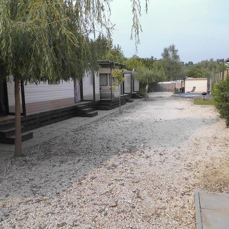Kenge Apartmanok Balatonszárszó エクステリア 写真